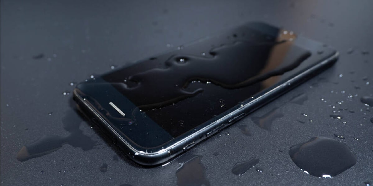 https://drboom.com.au/wp-content/uploads/2024/05/how-to-fix-water-damage-to-a-phone.jpeg